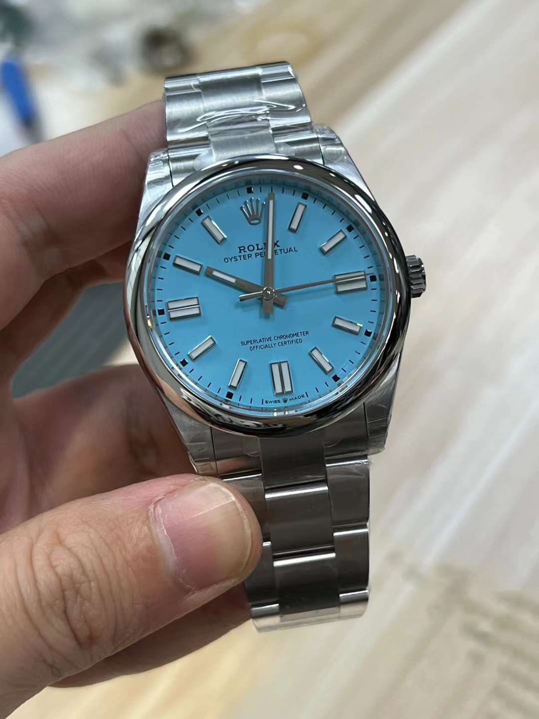 a1702362347340_7527-1.jpg VS Factory Rolex Oyster Perpetual 41mm Turquoise “Tiffany” Blue Dial Smooth Bezel Oyster Bracelet (124300) 1:1 Super Clone – VS3230 Movement – Bild 1