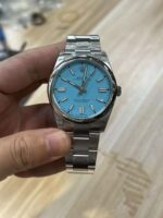 VS Factory Rolex Oyster Perpetual 41mm Turquoise “Tiffany” Blue Dial Smooth Bezel Oyster Bracelet (124300) 1:1 Super Clone – VS3230 Movement – Bild 4