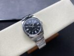 VS Factory Rolex Oyster Perpetual 41mm Bright Black Dial Smooth Bezel Oyster Bracelet (124300) 1:1 Super Clone – DD3230 Movement – Bild 5