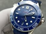 VS Factory Omega Seamaster Diver 300M 42mm Blue Wave Dial Blue Ceramic Bezel Blue Rubber Strap (210.32.42.20.03.001) 1:1 Super Clone – DD8800 Movement – Bild 3