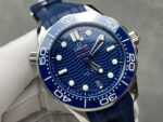 VS Factory Omega Seamaster Diver 300M 42mm Blue Wave Dial Blue Ceramic Bezel Blue Rubber Strap (210.32.42.20.03.001) 1:1 Super Clone – DD8800 Movement – Bild 4