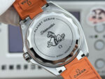 VS Factory Omega Seamaster Planet Ocean 600M 43.5mm Black Dial Orange Ceramic Bezel Orange Rubber Strap (215.32.44.21.01.001) 1:1 Super Clone – DD8900 Movement – Bild 7
