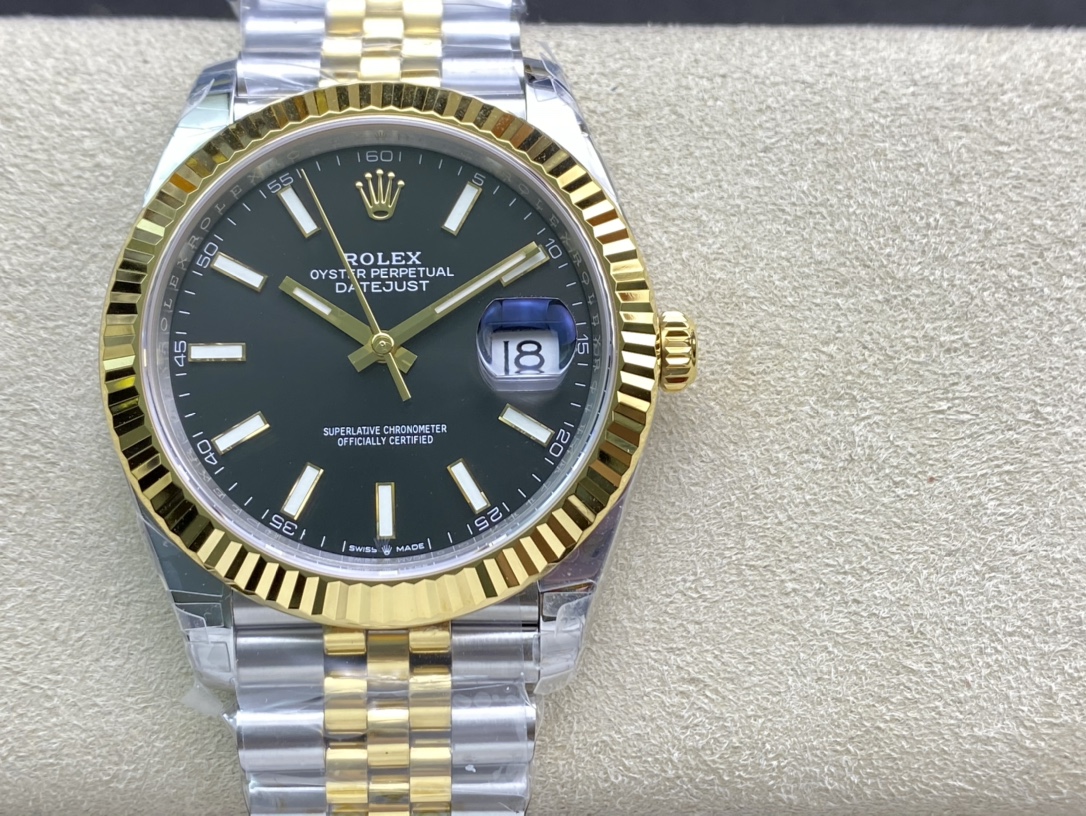 i1609958177_5709_0-1-1.jpg VS Factory Rolex Datejust 41mm Two-Tone Yellow Gold Green Dial Fluted Bezel Jubilee Bracelet (126333) 1:1 Super Clone – DD3235 Movement – Bild 1