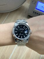 VS Factory Rolex Datejust 41mm Black Dial Smooth Bezel Jubilee Bracelet (126300) 1:1 Super Clone – DD3235 Movement – Bild 10