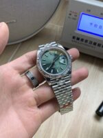 VS Factory Rolex Datejust 41mm Mint Green Sunburst Dial Fluted Bezel Jubilee Bracelet (126334) 1:1 Super Clone – DD3235 Movement – Bild 4