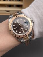 VS Factory Rolex Yacht-Master 40mm Two-Tone Rose Gold Chocolate Dial Rose Gold Bezel Oyster Bracelet (126621) 1:1 Super Clone – DD3235 Movement – Bild 5