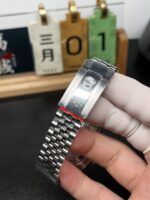 VS Factory (V2) Rolex Datejust 41mm Blue Sunburst Dial Fluted Bezel Jubilee Bracelet (126334) 1:1 Super Clone – DD3235 Movement – Bild 5