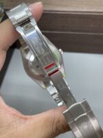 VS Factory Rolex Oyster Perpetual 41mm Coral Red Dial Smooth Bezel Oyster Bracelet (124300) 1:1 Super Clone – DD3230 Movement – Bild 8