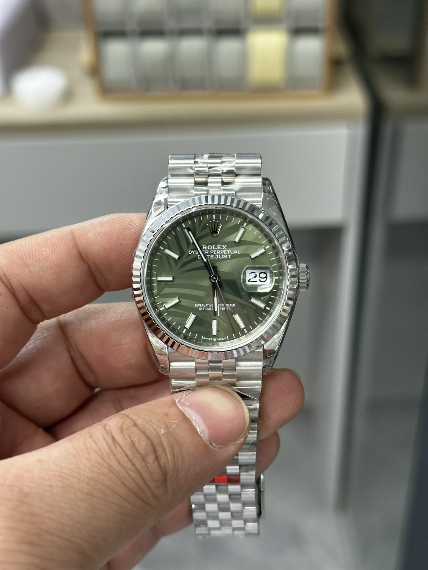 vsf-11624-064435e05c-a1697463496259_6278-1 VS Factory Rolex Datejust 36mm Olive Green Palm Motif Dial Jubilee Bracelet (126234) 1:1 Super Clone – DD3235 Movement – Bild 1