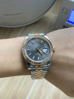 VS Factory Rolex Datejust 41mm Two-Tone Rose Gold Slate Black Fluted Motif Dial Jubilee Bracelet (126331) 1:1 Super Clone – DD3235 Movement – Bild 5