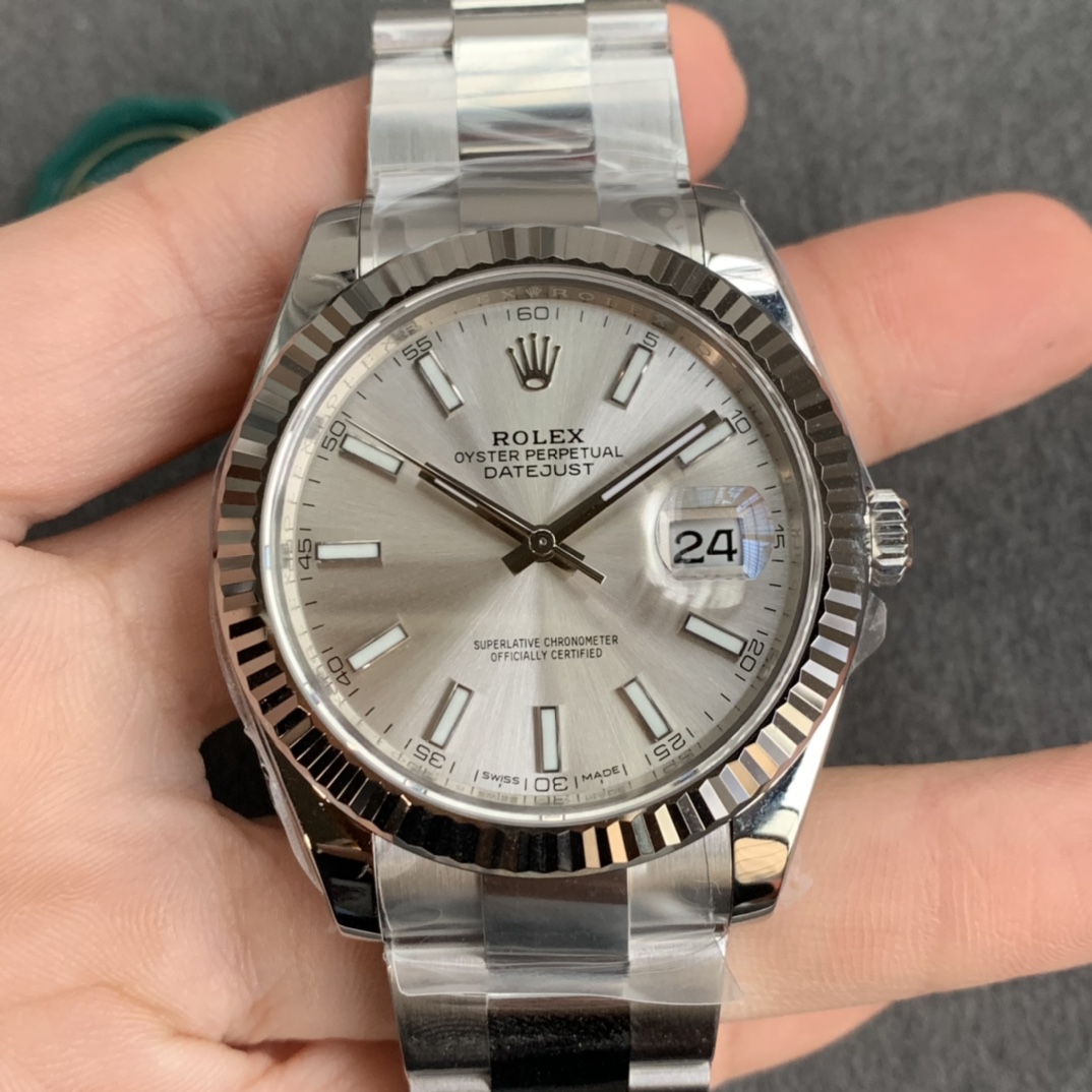 vsf-12149-55683f01ae-i1607935616_204_0-1 VS Factory Rolex Datejust 41mm Silver Sunburst Dial Fluted Bezel Oyster Bracelet (126334) 1:1 Super Clone – DD3235 Movement – Bild 1