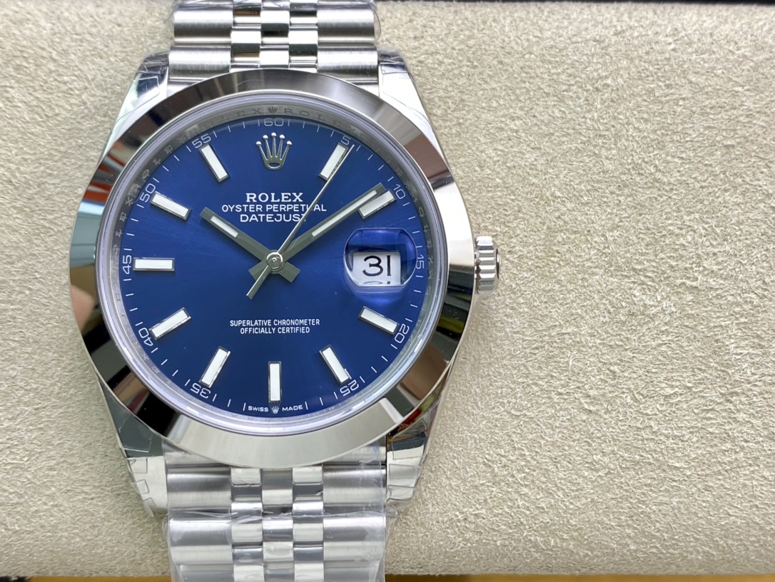 vsf-12321-0ddc7bbb6b-i1615317726_1890_0-1 VS Factory Rolex Datejust 41mm Blue Sunburst Dial Smooth Bezel Jubilee Bracelet (126300) 1:1 Super Clone – DD3235 Movement – Bild 1