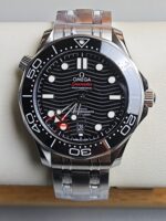 VS Factory Omega Seamaster Diver 300M 42mm Black Wave Dial Black Ceramic Bezel Stainless Steel Bracelet (210.30.42.20.01.001) 1:1 Super Clone – DD8800 Movement – Bild 2