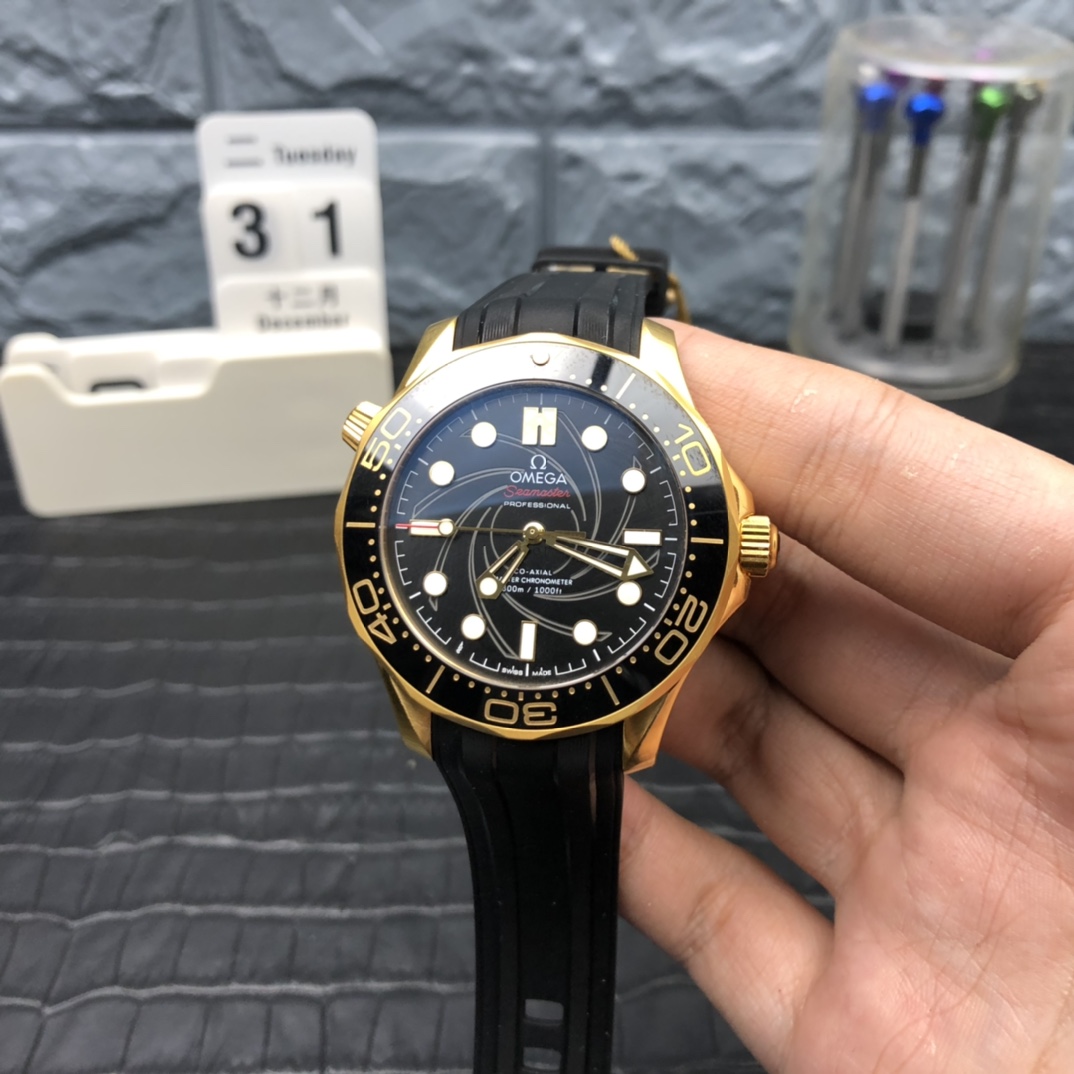 vsf-13219-2dc97995f2-i1577880833_4807_1-1 VS Factory Omega Seamaster Diver 300M 42mm James Bond 50th Anniversary 18K Yellow Gold (210.62.42.20.01.001) 1:1 Super Clone – Dandong DD8807 Movement – Bild 1