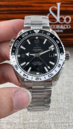 VS Factory Omega Seamaster Planet Ocean 600M GMT 43.5mm “Tai Chi” Black/White Bezel (215.30.44.22.01.001) 1:1 Super Clone – DD8906 Movement – Bild 3