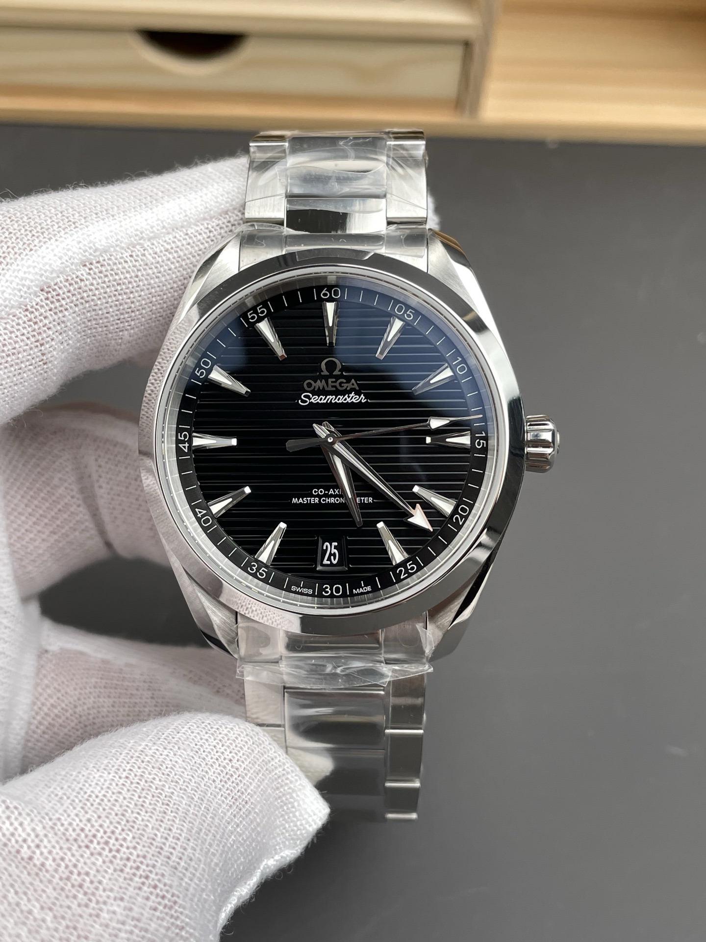 vsf-13681-6257d4f188-i1750791633175_6413_0_0-1 VS Factory Omega Seamaster Aqua Terra 150M 41mm Black Dial Steel Bracelet (220.10.41.21.01.001) 1:1 Super Clone – DD8900 Movement – Bild 1