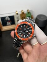 VS Factory Omega Seamaster Planet Ocean 600M 43.5mm Orange Ceramic Bezel (215.30.44.21.01.002) 1:1 Super Clone – DD8900 Movement – Bild 2