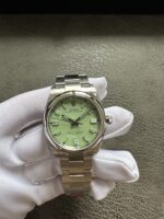 VS Factory Rolex Oyster Perpetual 41mm “Pistachio Green” Dial Smooth Bezel Oyster Bracelet (124300) 1:1 Super Clone – DD3230 Movement – Bild 2