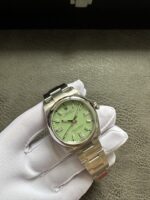 VS Factory Rolex Oyster Perpetual 41mm “Pistachio Green” Dial Smooth Bezel Oyster Bracelet (124300) 1:1 Super Clone – DD3230 Movement – Bild 3