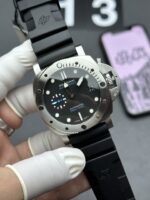VS Factory Panerai Submersible QuarantaQuattro 44mm Black/Blue PAM01229 1:1 Super Clone – DDP.900 Movement – Bild 3