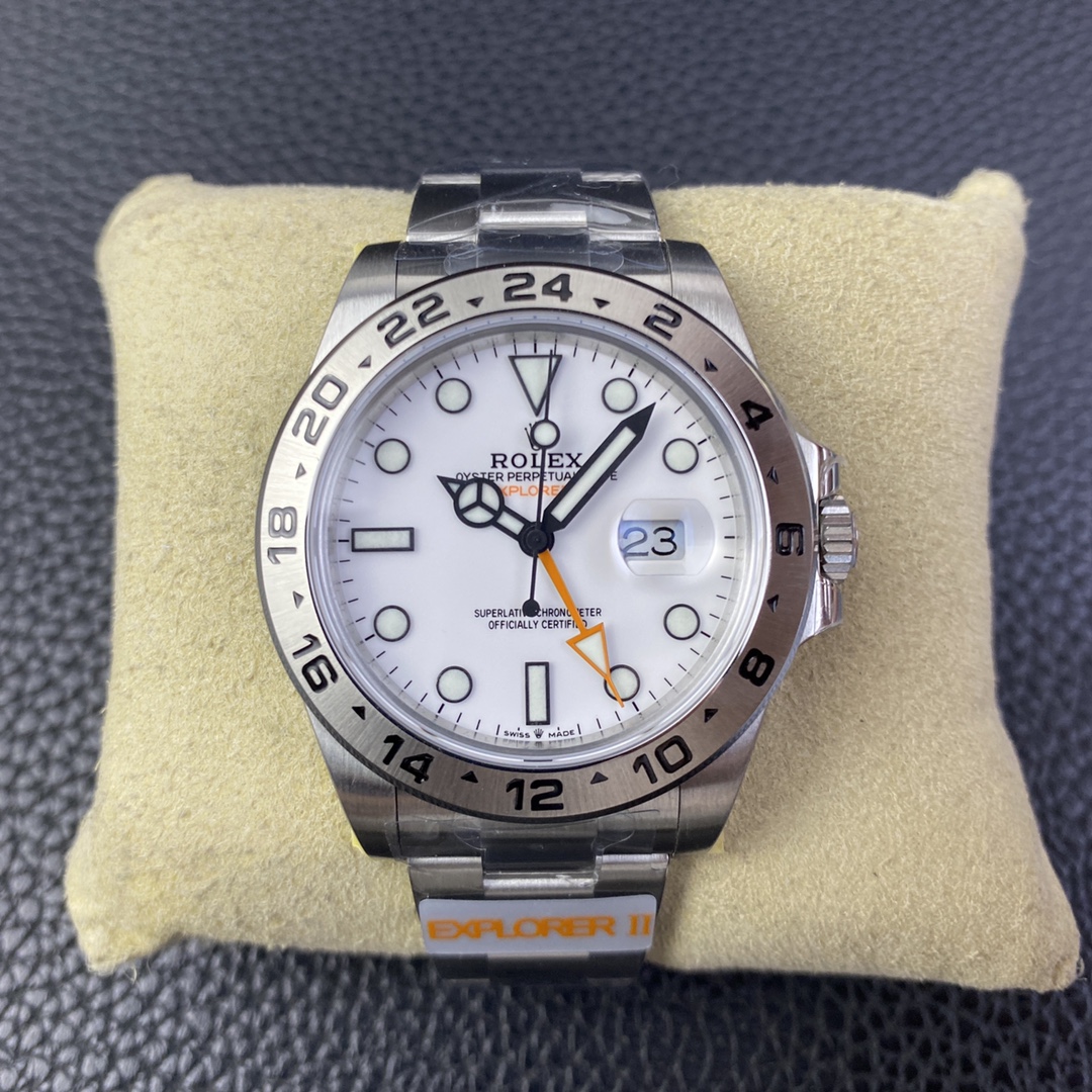 vsf-16026-a5be585e32-i1679401986_5570_0 VS Factory Rolex Explorer II 42mm “Polar” White Dial (226570) 1:1 Super Clone – DD3285 Movement – Bild 1