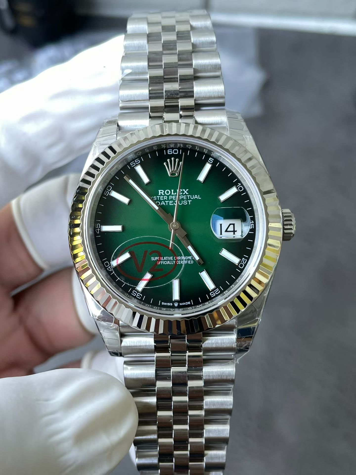 vsf-16068-1b54601a10-2026-05-08_103230_720 VS Factory Rolex Datejust 41mm Gradient Green Dial (126334) 1:1 Super Clone – DD3235 Movement – Bild 1
