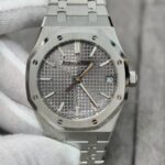 VSF AP Royal Oak 15510ST grey dial front view