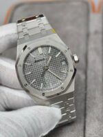 VSF AP 15510ST grey dial three-quarter view