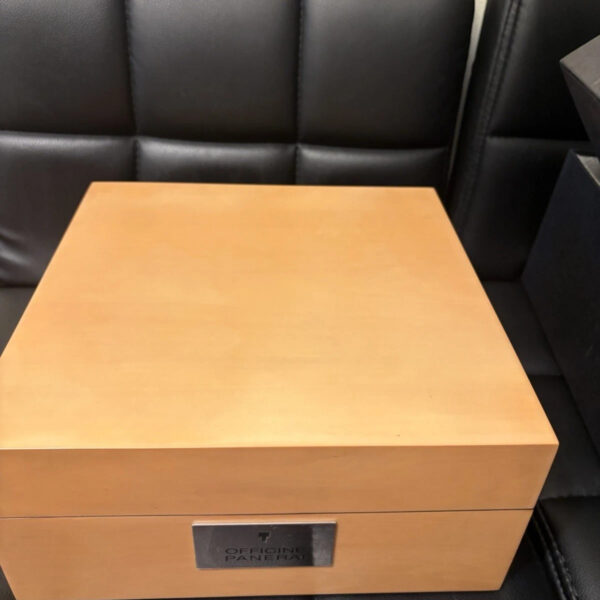 Panerai Watch Box Full Set - high-resolution detail view 2 of 12