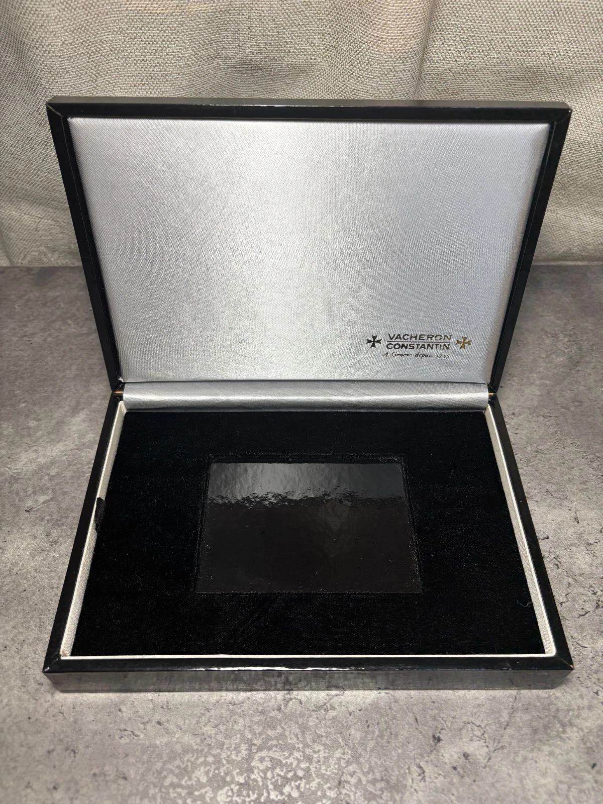 Vacheron Constantin Watch Box Set Detail 01 Vacheron Constantin Watch Box Set - high-resolution detail view 1 of 9