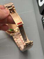 VS Factory Rolex Day-Date Yellow Gold Green Baguette Diamond Dial (139000) 1:1 Super Clone – DD3255 Movement