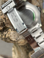 VS Factory 226627 Intense black dial with luminous hour markers free-sprung product image 09