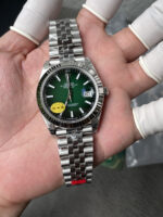 VS Factory 126334 Gradient green dial free-sprung product image 10