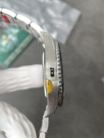 VS Factory 226627 Intense black dial with luminous hour markers free-sprung product image 16