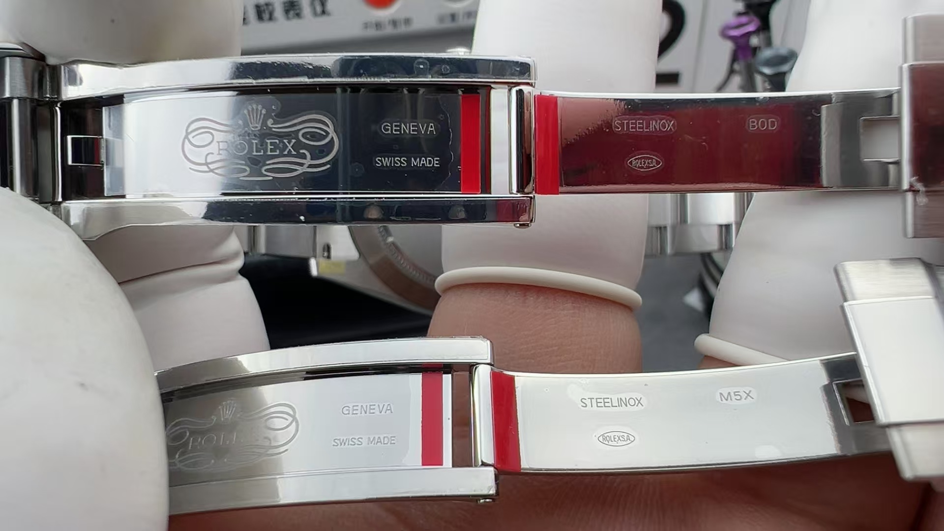 VSF Daytona clasp interiors showing Geneva Swiss Made Steelinox BOD and M5X engravings